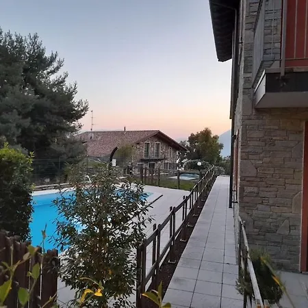Jil House Relax Tra Lago E Natura Apartment